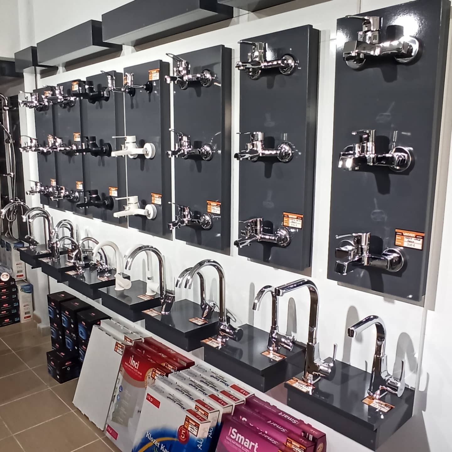 Vitrifiye Musluk Bataryaları ve Aksesuarları